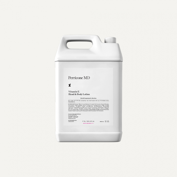 PERRICONE MD VITAMIN E HAND & BODY LOTION 5L in the group THE SHOP / VANITY GROUP / PERRICONE MD at AMEGA LAB AB (PMD00127)