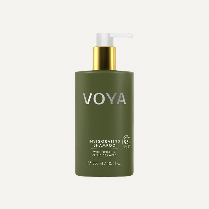 VOYA INVIGORATING SHAMPOO 300ML BOTTLE PUMP in the group THE SHOP / VANITY GROUP / VOYA at AMEGA LAB AB (VOY00083)